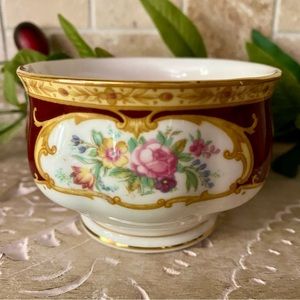 Royal Albert Lady Hamilton Sugar Bowl Made in England